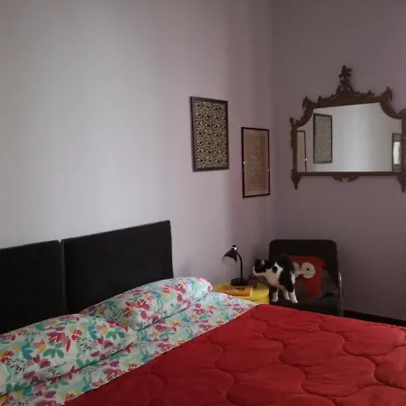 Bed & Breakfast Gli Anemoni Free Parking Genoa