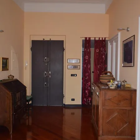 Gli Anemoni Free Parking Bed & Breakfast